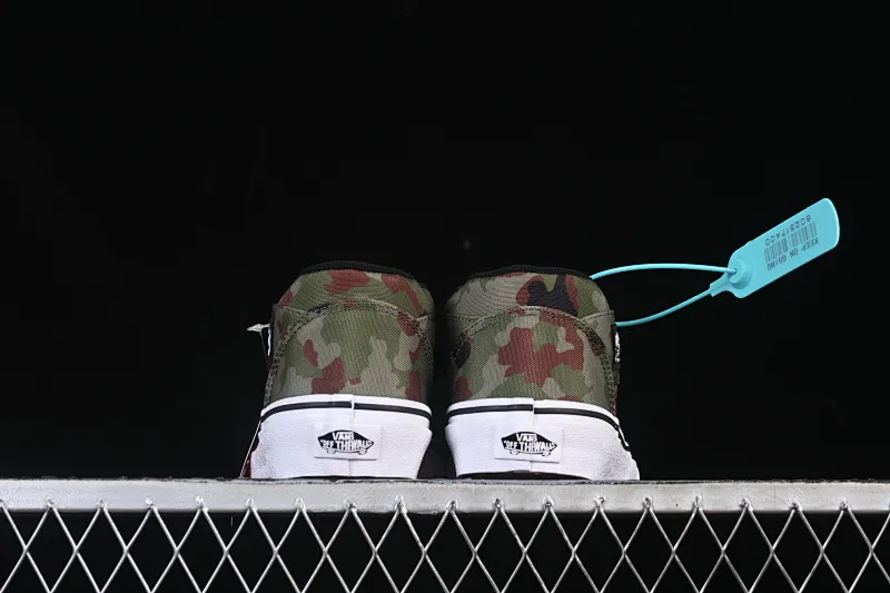 All categories Vans Vans series Vans Mid Vans China Vans Half Cab 33 Vans official retro casual simple versatile skateboard shoes VN000DZ3BLK